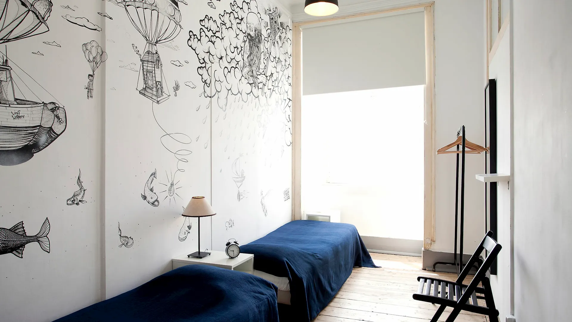 Lost Lisbon :: Cais House 3*,  Portugal